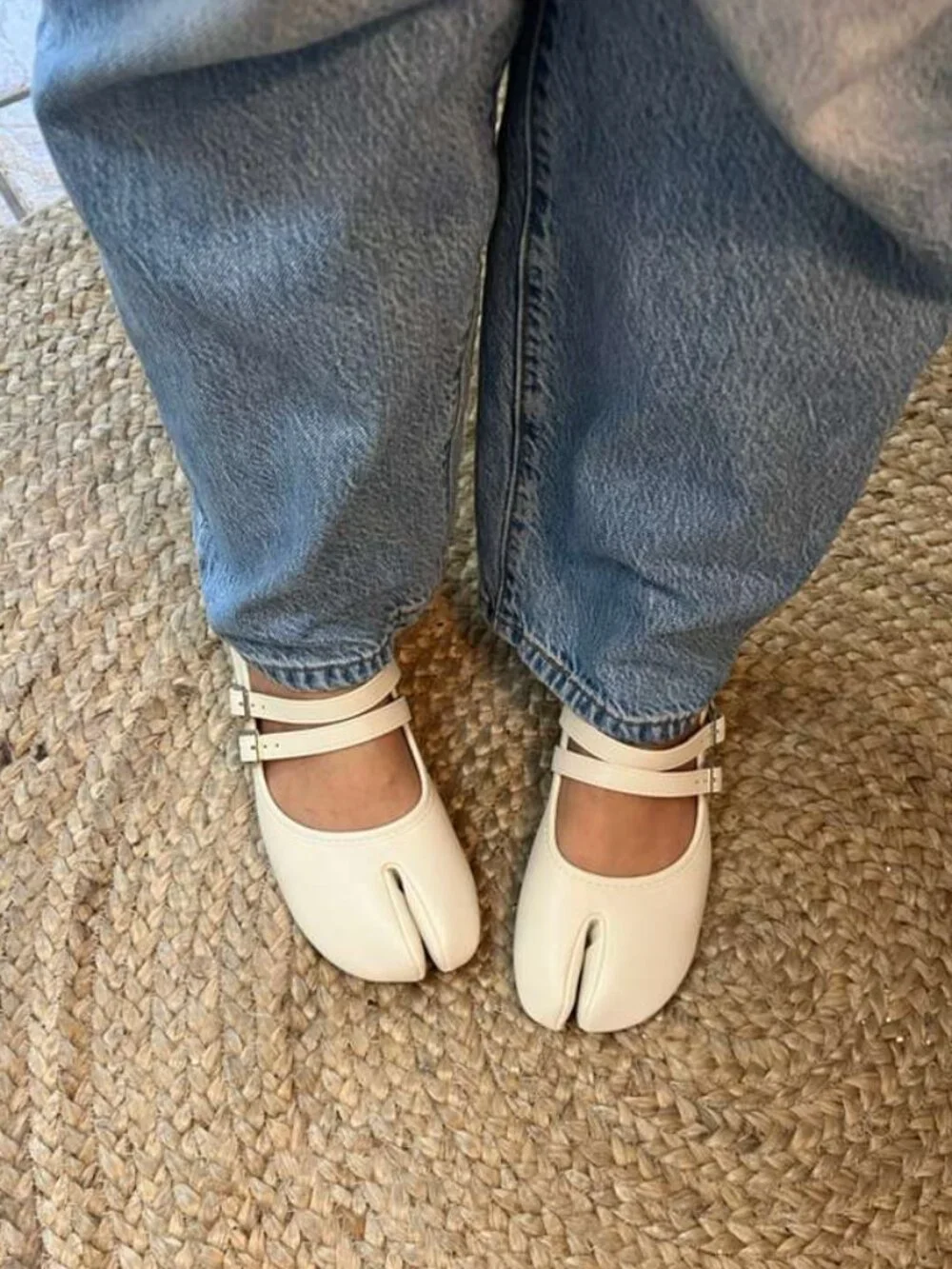 TABI CREAM TABIS FLAT - MARYJANE DOUBLE STRAP SPLIT TOE FLATS